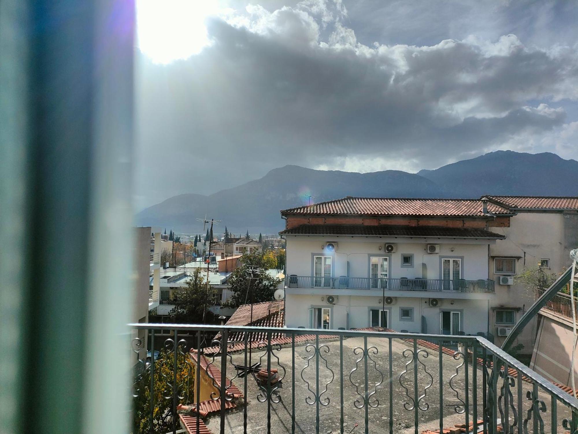 Meteora Scenic Loft Apartment Калампака Екстериор снимка